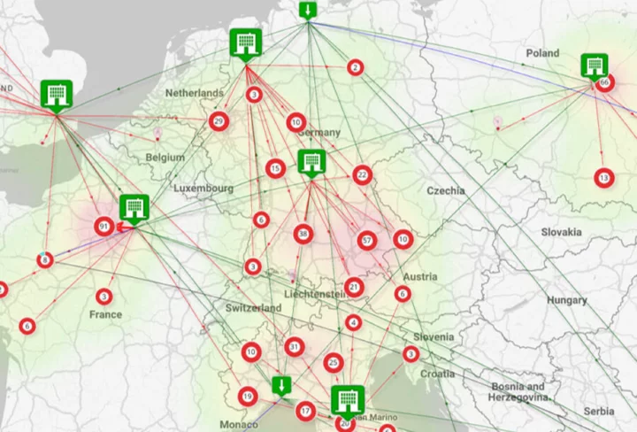 Network design in W2MO — sites, customers and routes on a map of Europe