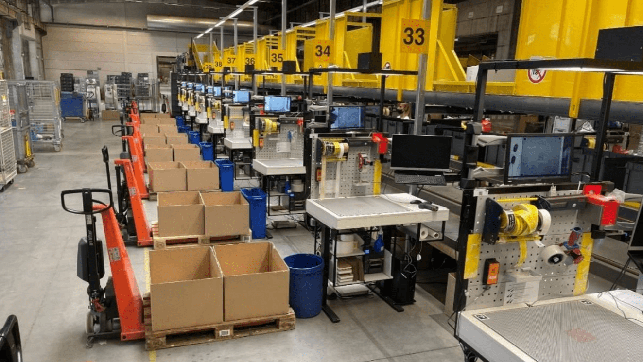 Artificial Intelligence Solves Master Data Issues