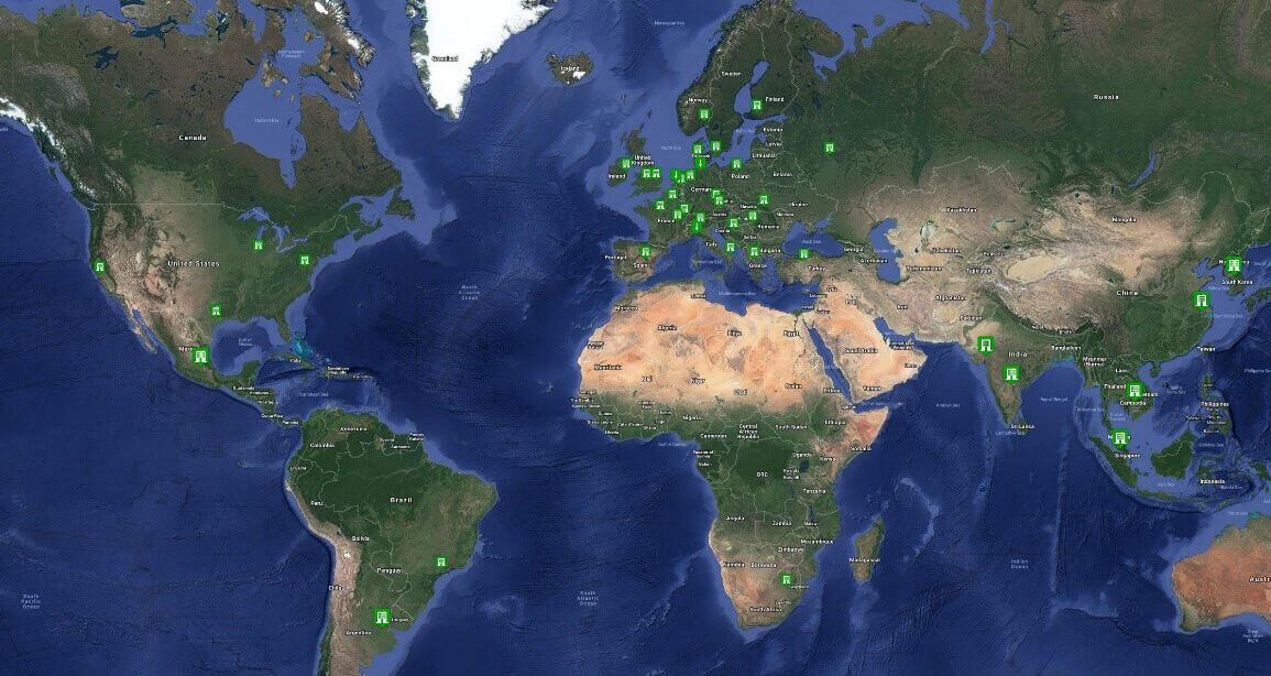 World map with optimized supply chain flows
